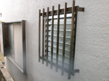 強盗には面格子のネジが大事　＃だから1.5度